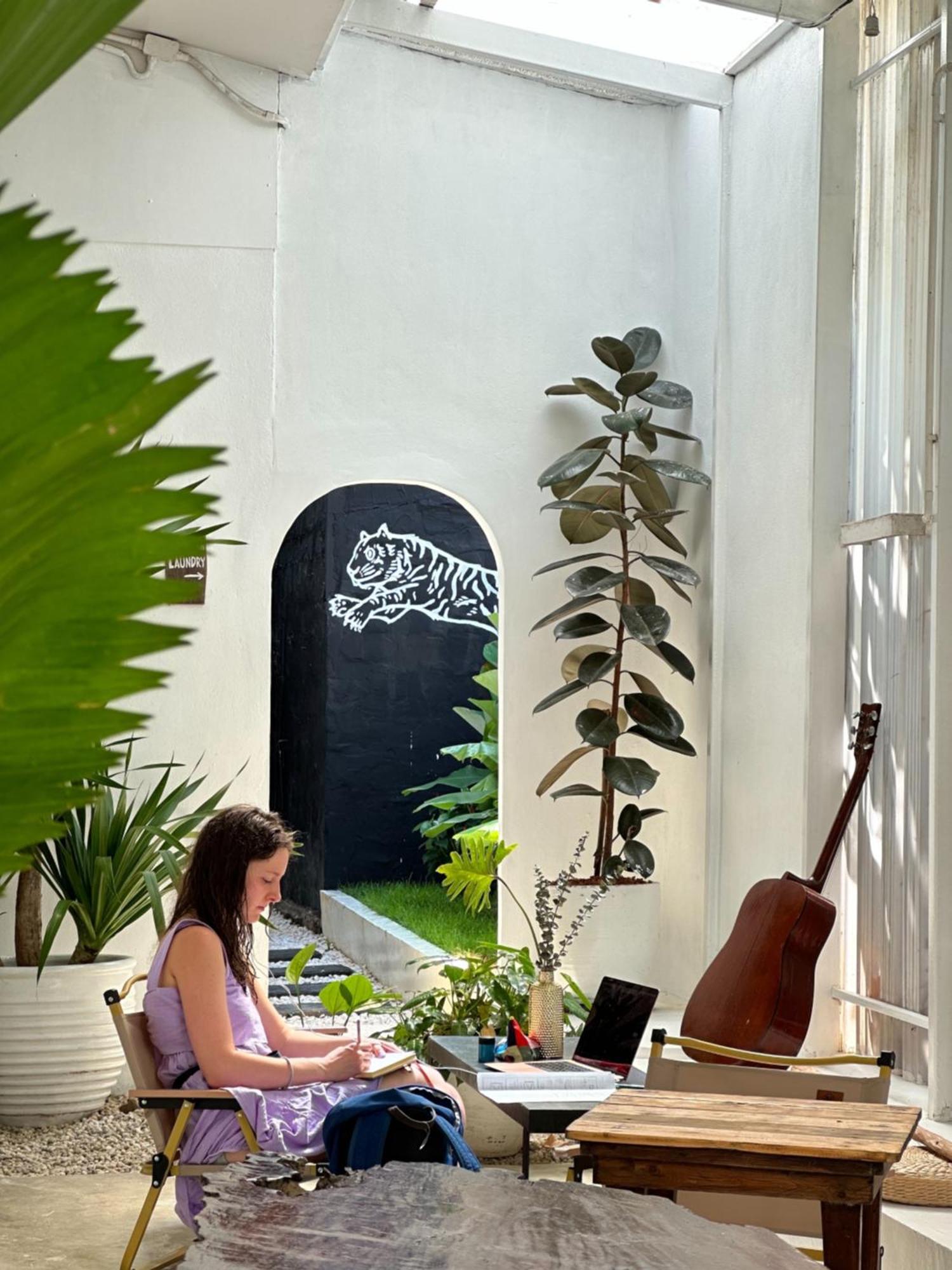 The Park Society Hostel Τσιάνγκ Μάι Εξωτερικό φωτογραφία
