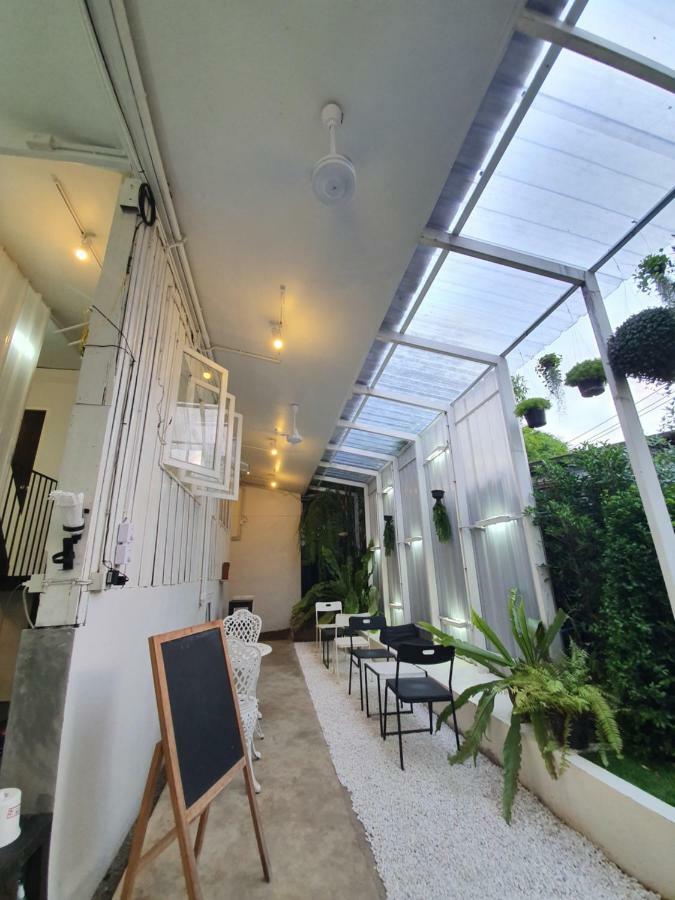 The Park Society Hostel Τσιάνγκ Μάι Εξωτερικό φωτογραφία